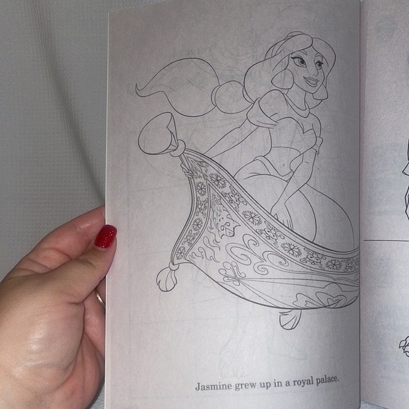 Disney Princess Jumbo Coloring & Activity book - Picture 4 of 7